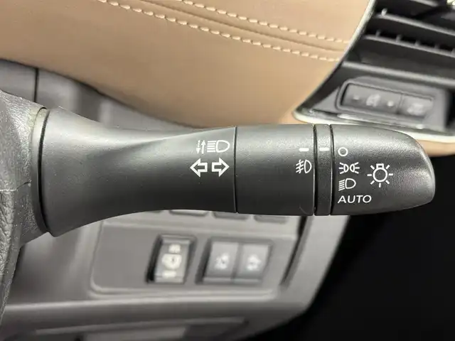 日産 セレナ ハイウェイスター Vセレクション 三重県 2017(平29)年 6.5万km インペリアルアンバーP S-HYBRID/FF/インパネCVT/純正 9インチナビ MM517D-L/（iPod/SD/FM/AM/TV/USB/Bluetooth/CD/DVD/Blu-ray/MUSIC STOCKER/HDMI/ドラレコ/AUX）/・純正 11インチ 後席モニター/インテリジェント アラウンドビューモニター（移動物検知機能付）*1/両側 ハンズフリーオートスライドドア/ドライブレコーダー 前方/ビルトイン ETC/安全/【OP】セーフティパックB*1/・プロパイロット/・踏み間違い衝突防止アシスト/・インテリジェント パーキングアシスト/・標識検知機能/・インテリジェント DA（ふらつき警報）/・フロント & バックソナー/・インテリジェント LI（車線逸脱防止支援システム）/・LDW（車線逸脱警報）/装備/・【OP】プレミアムインテリア/・前後 オートエアコン/・オートライト/・LEDヘッドライト/・フロントフォグライト/・インテリジェント ルームミラー*1（デジタルインナーミラー）/・電動パーキングブレーキ＋ブレーキホールド*1/・ヒーター付ドアミラー*1/・ステアリングスイッチ*1/・純正16inAW/・保/取/ナビ取/・スマートキーx2/など/*1…セーフティパックBの装備