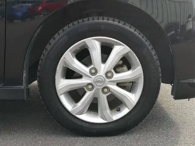 日産 デイズ ルークス ハイウェイスター Xターボ 茨城県 2017(平29)年 8.4万km ブラック 純正ナビ/【TV・ラジオ・BT・SD・DISC・AUX】/フリップダウンモニター/全方位カメラ/アイドリングストップ/片側パワスラ/オートライト/オートハイビーム/LEDライト/横滑り防止装置/衝突被害軽減システム/前席純正フロアマット/純正アルミホイール/ターボ車