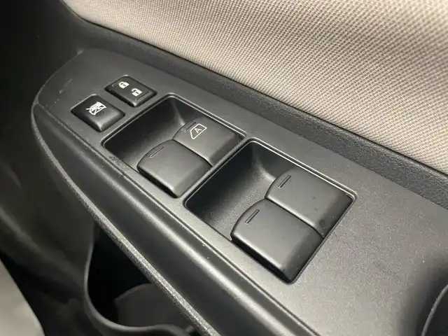 日産 ノート e－パワー X Vセレクション 三重県 2020(令2)年 3.5万km シャイニングブルー /禁煙車//純正ナビ/（ＣＤ．ＢＴ.フルセグＴＶ.ラジオ）//アラウンドビューモニター//エマージェンシーブレーキ//レーンキープアシスト//デジタルインナーミラー//ステアリングスイッチ//スマートキー//オートライト