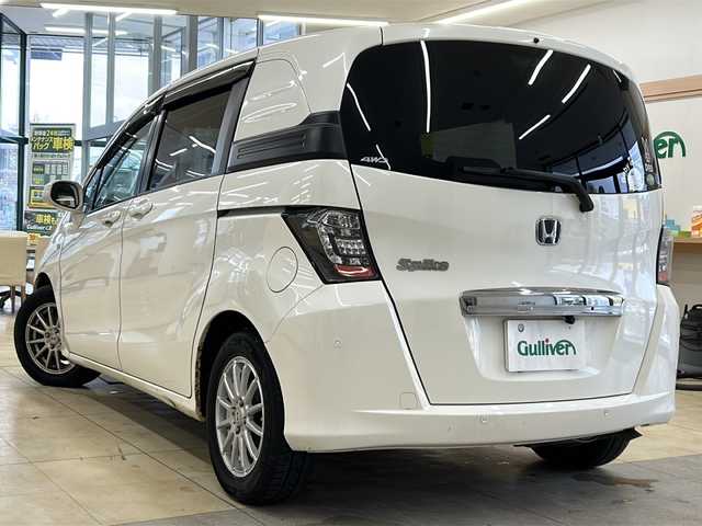 ホンダ フリード スパイク G ジャストセレクション 道央・札幌 2010(平22)年 9.3万km プレミアムホワイトパール ・4WD/・社外ナビ/フルセグTV/SD/BT/・バックカメラ/・ドライブレコーダー/・左側パワースライドドア/・ETC/・ワイパーデアイサー/・キーフリーシステム/・ドアバイザー/・電格ミラー/・ミラーヒーター