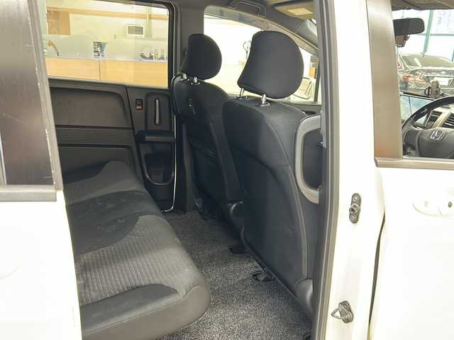 ホンダ フリード スパイク G ジャストセレクション 道央・札幌 2010(平22)年 9.3万km プレミアムホワイトパール ・4WD/・社外ナビ/フルセグTV/SD/BT/・バックカメラ/・ドライブレコーダー/・左側パワースライドドア/・ETC/・ワイパーデアイサー/・キーフリーシステム/・ドアバイザー/・電格ミラー/・ミラーヒーター