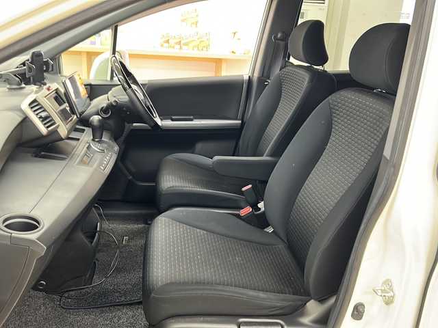 ホンダ フリード スパイク G ジャストセレクション 道央・札幌 2010(平22)年 9.3万km プレミアムホワイトパール ・4WD/・社外ナビ/フルセグTV/SD/BT/・バックカメラ/・ドライブレコーダー/・左側パワースライドドア/・ETC/・ワイパーデアイサー/・キーフリーシステム/・ドアバイザー/・電格ミラー/・ミラーヒーター