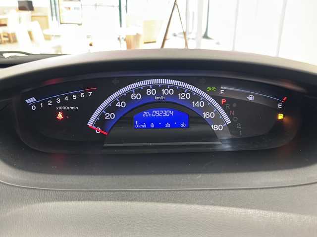 ホンダ フリード スパイク G ジャストセレクション 道央・札幌 2010(平22)年 9.3万km プレミアムホワイトパール ・4WD/・社外ナビ/フルセグTV/SD/BT/・バックカメラ/・ドライブレコーダー/・左側パワースライドドア/・ETC/・ワイパーデアイサー/・キーフリーシステム/・ドアバイザー/・電格ミラー/・ミラーヒーター