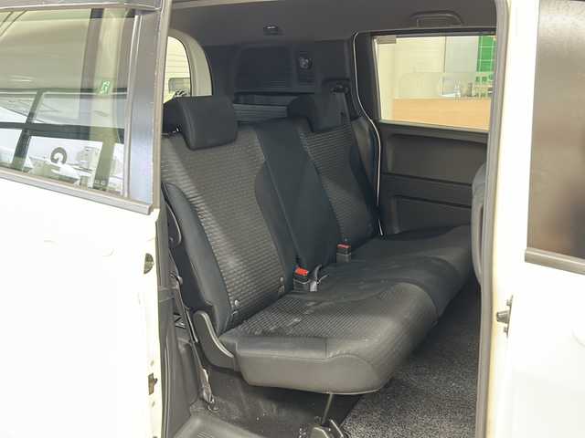 ホンダ フリード スパイク G ジャストセレクション 道央・札幌 2010(平22)年 9.3万km プレミアムホワイトパール ・4WD/・社外ナビ/フルセグTV/SD/BT/・バックカメラ/・ドライブレコーダー/・左側パワースライドドア/・ETC/・ワイパーデアイサー/・キーフリーシステム/・ドアバイザー/・電格ミラー/・ミラーヒーター