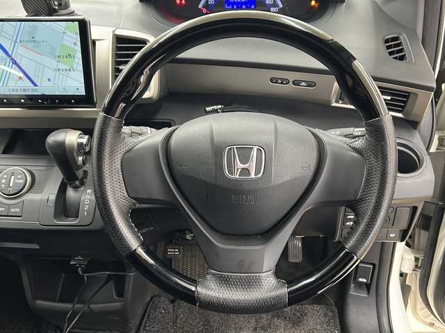 ホンダ フリード スパイク G ジャストセレクション 道央・札幌 2010(平22)年 9.3万km プレミアムホワイトパール ・4WD/・社外ナビ/フルセグTV/SD/BT/・バックカメラ/・ドライブレコーダー/・左側パワースライドドア/・ETC/・ワイパーデアイサー/・キーフリーシステム/・ドアバイザー/・電格ミラー/・ミラーヒーター