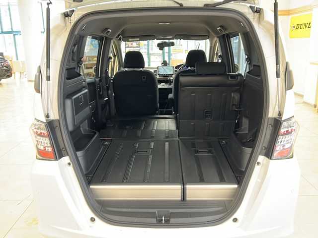 ホンダ フリード スパイク G ジャストセレクション 道央・札幌 2010(平22)年 9.3万km プレミアムホワイトパール ・4WD/・社外ナビ/フルセグTV/SD/BT/・バックカメラ/・ドライブレコーダー/・左側パワースライドドア/・ETC/・ワイパーデアイサー/・キーフリーシステム/・ドアバイザー/・電格ミラー/・ミラーヒーター