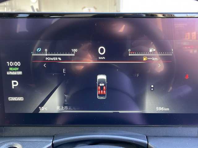 日産 セレナ e－4ORCE ハイウェイスターV 岩手県 2024(令6)年 0.1万km ダークメタルグレー 12.3型ナビ 全周囲C プロパイロット ETC2.0 フルセグ HDMI 両側電動スライド デジタルインナーミラー ハーフレザーシート シートヒーター ステアヒーター Qiワイヤレス充電 AC100Vコンセント 純正16AW スマートキー