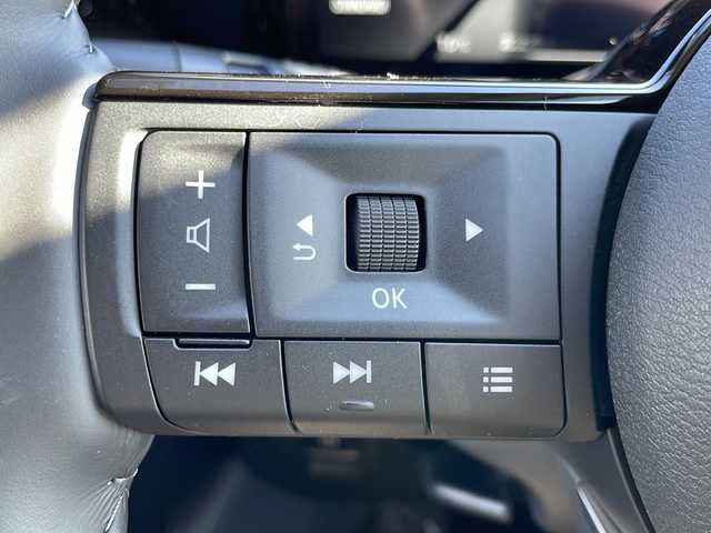 日産 セレナ e－4ORCE ハイウェイスターV 岩手県 2024(令6)年 0.1万km ダークメタルグレー 12.3型ナビ 全周囲C プロパイロット ETC2.0 フルセグ HDMI 両側電動スライド デジタルインナーミラー ハーフレザーシート シートヒーター ステアヒーター Qiワイヤレス充電 AC100Vコンセント 純正16AW スマートキー