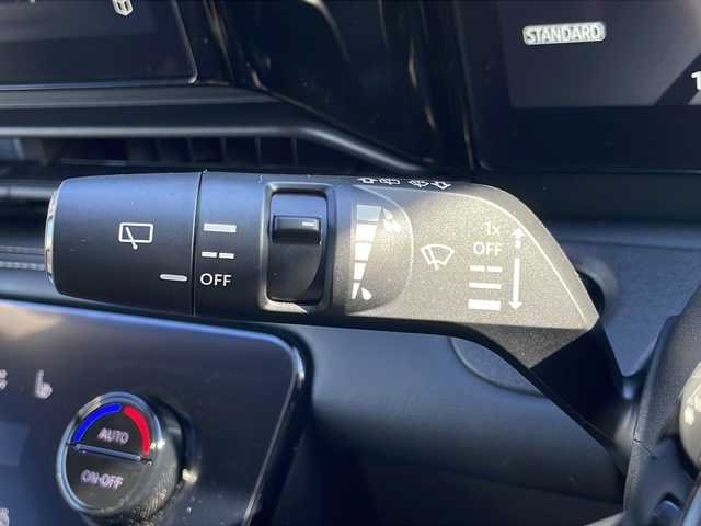 日産 セレナ e－4ORCE ハイウェイスターV 岩手県 2024(令6)年 0.1万km ダークメタルグレー 12.3型ナビ 全周囲C プロパイロット ETC2.0 フルセグ HDMI 両側電動スライド デジタルインナーミラー ハーフレザーシート シートヒーター ステアヒーター Qiワイヤレス充電 AC100Vコンセント 純正16AW スマートキー