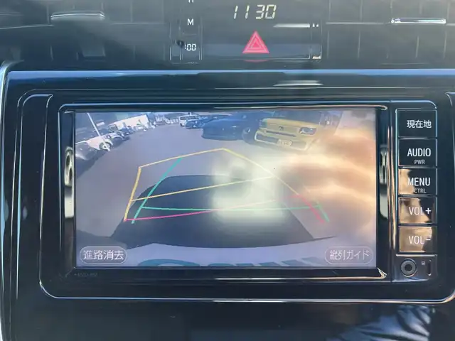 トヨタ ハリアー プレミアム 愛知県 2017(平29)年 6万km ブラック 純正ＳＤナビ　/ＢＴ　/ＣＤ／ＤＶＤ　/Ｂカメラ　/サンルーフ　/ハーフレザー　/クリアランスソナー　/衝突軽減ブレーキ　/プッシュスタート　/レーダークルーズコントロール　/アイドリングストップ　/パワーバックドア/純正フロアマット/オートライト/ステアリングスイッチ/スマートキー/純正１８インチＡＷ