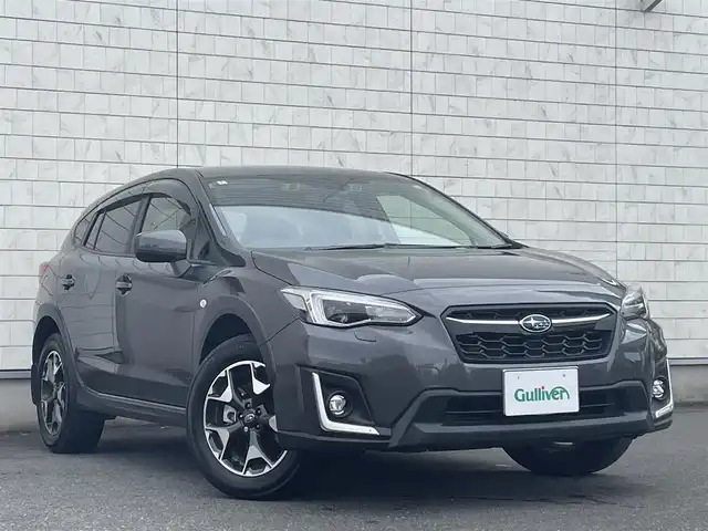 スバル インプレッサ ＸＶ 1．6i－L アイサイト 群馬県 2020(令2)年 0.7万km マグネタイトグレーメタリック ワンオーナー/アイサイトコアテクノロジー/・プリクラッシュブレーキ/・レーダークルーズコントロール/・AT誤発進抑制機能/・車線逸脱警報/・ふらつき警報/・後退時ブレーキアシスト/・先行車発進お知らせ/・ペダル踏み間違い時加速制御機能/純正SDナビ　NR-MZ300-BIN-3/　(CD DVD Bluetooth フルセグ iPod AUX AM FM)/純正前後ドライブレコーダー　CA-DR03TDFA/バックカメラ/ビルトインETC/LEDヘッドライト/オートライト/革巻きステアリング/ステアリングスイッチ/パドルシフト/アイドリングストップ/オートビークルホールド（AVH)/ステアリング連動ヘッドランプ（SRH）/横滑り防止/電動格納ウィンカーミラー/純正フロアマット/純正ドアバイザー/取扱説明書/保証書/スペアキー
