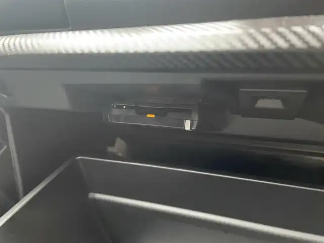 スバル インプレッサ ＸＶ 1．6i－L アイサイト 群馬県 2020(令2)年 0.7万km マグネタイトグレーメタリック ワンオーナー/アイサイトコアテクノロジー/・プリクラッシュブレーキ/・レーダークルーズコントロール/・AT誤発進抑制機能/・車線逸脱警報/・ふらつき警報/・後退時ブレーキアシスト/・先行車発進お知らせ/・ペダル踏み間違い時加速制御機能/純正SDナビ　NR-MZ300-BIN-3/　(CD DVD Bluetooth フルセグ iPod AUX AM FM)/純正前後ドライブレコーダー　CA-DR03TDFA/バックカメラ/ビルトインETC/LEDヘッドライト/オートライト/革巻きステアリング/ステアリングスイッチ/パドルシフト/アイドリングストップ/オートビークルホールド（AVH)/ステアリング連動ヘッドランプ（SRH）/横滑り防止/電動格納ウィンカーミラー/純正フロアマット/純正ドアバイザー/取扱説明書/保証書/スペアキー