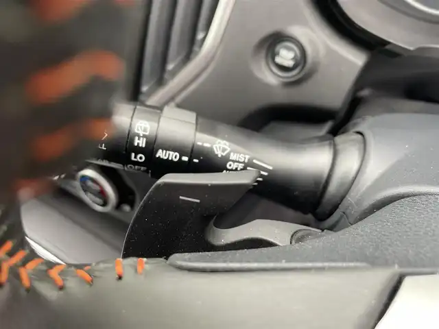 スバル インプレッサ ＸＶ 1．6i－L アイサイト 群馬県 2020(令2)年 0.7万km マグネタイトグレーメタリック ワンオーナー/アイサイトコアテクノロジー/・プリクラッシュブレーキ/・レーダークルーズコントロール/・AT誤発進抑制機能/・車線逸脱警報/・ふらつき警報/・後退時ブレーキアシスト/・先行車発進お知らせ/・ペダル踏み間違い時加速制御機能/純正SDナビ　NR-MZ300-BIN-3/　(CD DVD Bluetooth フルセグ iPod AUX AM FM)/純正前後ドライブレコーダー　CA-DR03TDFA/バックカメラ/ビルトインETC/LEDヘッドライト/オートライト/革巻きステアリング/ステアリングスイッチ/パドルシフト/アイドリングストップ/オートビークルホールド（AVH)/ステアリング連動ヘッドランプ（SRH）/横滑り防止/電動格納ウィンカーミラー/純正フロアマット/純正ドアバイザー/取扱説明書/保証書/スペアキー