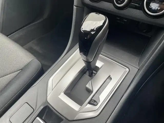 スバル インプレッサ ＸＶ 1．6i－L アイサイト 群馬県 2020(令2)年 0.7万km マグネタイトグレーメタリック ワンオーナー/アイサイトコアテクノロジー/・プリクラッシュブレーキ/・レーダークルーズコントロール/・AT誤発進抑制機能/・車線逸脱警報/・ふらつき警報/・後退時ブレーキアシスト/・先行車発進お知らせ/・ペダル踏み間違い時加速制御機能/純正SDナビ　NR-MZ300-BIN-3/　(CD DVD Bluetooth フルセグ iPod AUX AM FM)/純正前後ドライブレコーダー　CA-DR03TDFA/バックカメラ/ビルトインETC/LEDヘッドライト/オートライト/革巻きステアリング/ステアリングスイッチ/パドルシフト/アイドリングストップ/オートビークルホールド（AVH)/ステアリング連動ヘッドランプ（SRH）/横滑り防止/電動格納ウィンカーミラー/純正フロアマット/純正ドアバイザー/取扱説明書/保証書/スペアキー