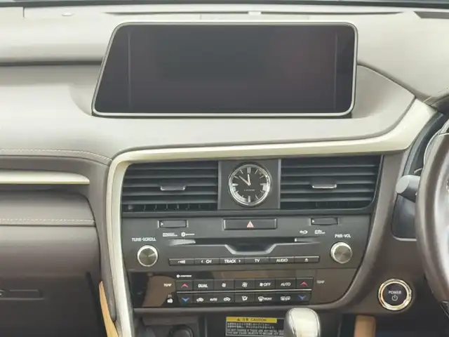 レクサス ＲＸ 450h バージョンL 千葉県 2018(平30)年 3.8万km ブラック 純正メモリナビ/・CD/DVD/Bluetooth/AM/FM/フルセグTV/安全装備/・衝突被害軽減ブレーキ/・レーダークルーズコントロール（操舵支援有）/・RCTA（リヤクロストラフィックアラート）/・BSM（ブラインドスポットモニター）/・電子パーキングブレーキ/・オートブレーキホールド/・コーナーセンサー（前後）/・ダブルエアーバッグ/・カーテンエアーバッグ/内装装備/・HUD（ヘッドアップディスプレイ）/・ステアリングリモコン/・ステアリングヒーター/・シートヒーター/・オートライト/・オートハイビーム/・ETC2.0/・プッシュスタート/・パワーバックドア/走行モード/・マニュアルモード/・Eco/Normal/Sport/Sport＋/スマートキー/取扱説明書・保証書