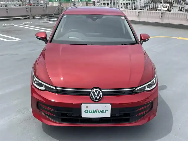 フォルクスワーゲン ＶＷ ゴルフ eTSI アクティブ 東京都 2025(令7)年 0.1万km ワイン ワンオーナー/純正ナビ（BT/AM/FM)/バックカメラ/シートヒーター/ステアリングヒーター/パドルシフト/エンジンプッシュボタン/純正１６インチアルミ/ステアリングスイッチ/純正マット/スペアキー１本/保証書/取説