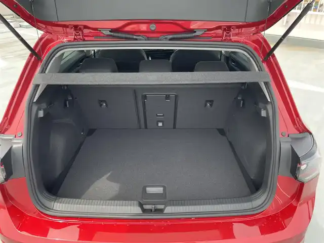 フォルクスワーゲン ＶＷ ゴルフ eTSI アクティブ 東京都 2025(令7)年 0.1万km ワイン ワンオーナー/純正ナビ（BT/AM/FM)/バックカメラ/シートヒーター/ステアリングヒーター/パドルシフト/エンジンプッシュボタン/純正１６インチアルミ/ステアリングスイッチ/純正マット/スペアキー１本/保証書/取説