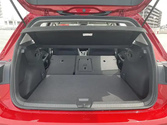 フォルクスワーゲン ＶＷ ゴルフ eTSI アクティブ 東京都 2025(令7)年 0.1万km ワイン ワンオーナー/純正ナビ（BT/AM/FM)/バックカメラ/シートヒーター/ステアリングヒーター/パドルシフト/エンジンプッシュボタン/純正１６インチアルミ/ステアリングスイッチ/純正マット/スペアキー１本/保証書/取説