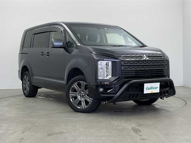三菱 デリカＤ：５ ジャスパー 新潟県 2023(令5)年 3.1万km グラファイトグレーメタリック/ブラックマイカ アルパインナビ（Bluetooth・CD・DVD・USB）/アラウンドビューモニター　/両側パワースライドドア/衝突被害軽減システム/フルセグ/電動リアゲート　/前後ドライブレコーダー/D席パワーシート　/追従クルーズコントロール/レーンキープアシスト　/ETC２．０/LEDオートライト　/オートマチックハイビーム/オートフラッグスグリルガード/パドルシフト/リフトアップ/純正エンジンスターター/ブリッツマフラー/純正フロアマット/純正１８インチアルミホイール/４WD/スマートキー