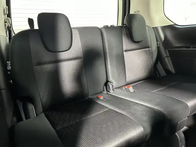 日産 セレナ ハイウェイスターVセレクションⅡ 大阪府 2019(平31)年 5.6万km ダイヤモンドブラック ProPILOT 純正9incナビ(フルセグ/DVD再生/Bluetooth) 後席モニター ETC デジタルインナーミラー 衝突軽減 クリアランスソナー パークアシスト レーンアシスト 前後ドラレコ