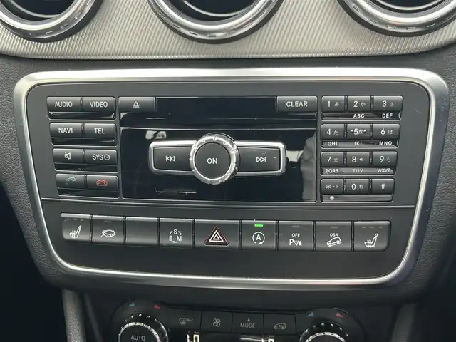 メルセデス・ベンツ ＧＬＡ２５０ 4マチック オフロード 福島県 2015(平27)年 5万km マウンテングレー パノラミックスライディングルーフ/４WD/純正ナビ/(USB/BT/フルセグ)/運転席メモリシート/運転席パワーシート/運転席シートヒーター/HIDオートライト/フォグランプ/前後ドライブレコーダー/ハーフレザーシート/バックカメラ/ルーフレール/パワーバックドア/プッシュスタート/コーナーセンサー/アイドリングストップ/ＥＴＣ/純正ドアバイザー/純正フロアマット