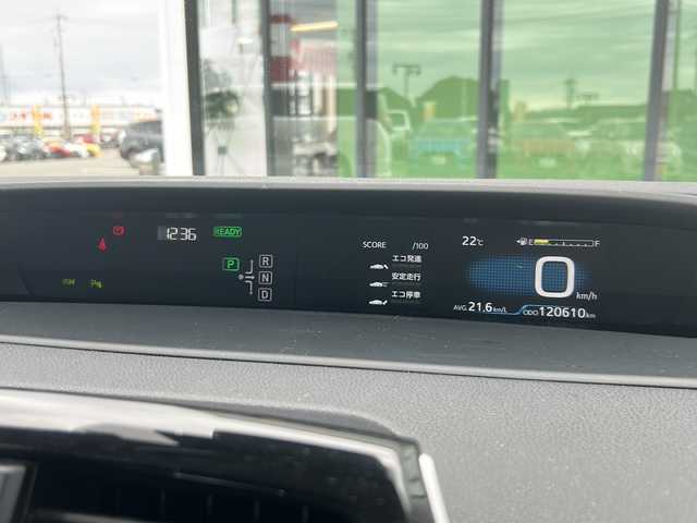 トヨタ プリウス A ツーリングセレクション 岐阜県 2017(平29)年 11.9万km アティチュードブラックマイカ 登録時走行距離120610km/フルセグテレビ/モデリスタフルエアロ/４ＷＤ/メモリーナビ/純正アルミホイール/ＬＥＤヘッドライト/レザーシート/ＥＴＣ/スマートキー/スペアキー１本/コーナーセンサー/Ｂｌｕｅｔｏｏｔｈ接続/シートヒーター/エアシート/フロアマット/オートマチックハイビーム/カーテンエアバッグ/オートエアコン