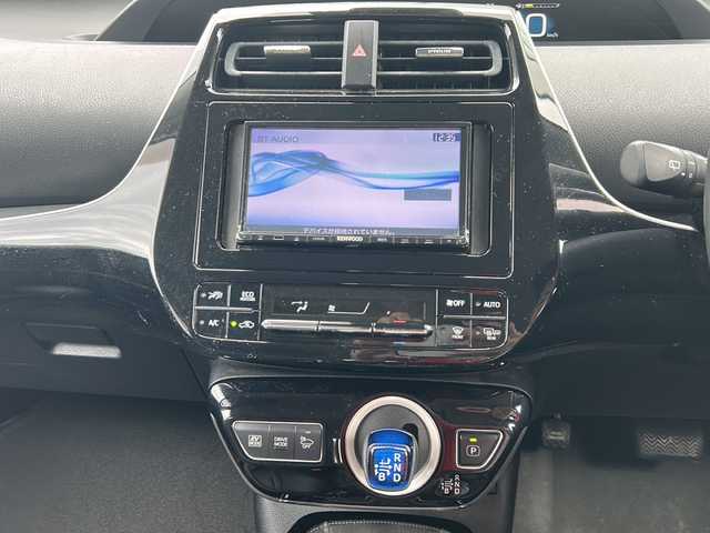トヨタ プリウス A ツーリングセレクション 岐阜県 2017(平29)年 11.9万km アティチュードブラックマイカ 登録時走行距離120610km/フルセグテレビ/モデリスタフルエアロ/４ＷＤ/メモリーナビ/純正アルミホイール/ＬＥＤヘッドライト/レザーシート/ＥＴＣ/スマートキー/スペアキー１本/コーナーセンサー/Ｂｌｕｅｔｏｏｔｈ接続/シートヒーター/エアシート/フロアマット/オートマチックハイビーム/カーテンエアバッグ/オートエアコン