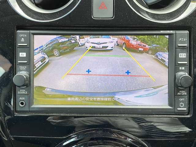 日産 ノート e－パワー X 福岡県 2017(平29)年 7.6万km スーパーブラック ワンオーナー/純正ディーラーナビ/バックカメラ/フルセグ/スマートキー/プッシュスタート/スペアキー/衝突軽減ブレーキ/レーンキーピング/横滑り防止機能/ETC/コーナーセンサー/純正マット/取扱説明書/保証書