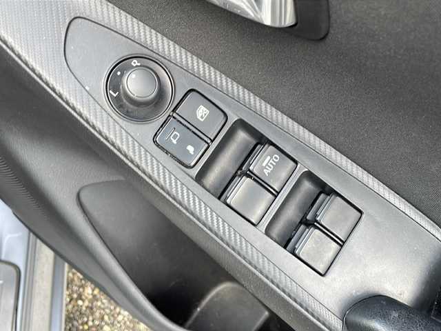 マツダ デミオ XD ツーリング 神奈川県 2014(平26)年 8.3万km アルミニウムメタリック ディーラー純正SDナビ/フルセグＴＶ・Bluetooth接続/バックカメラ/ヘッドアップディスプレイ/ステアリングスイッチ/パドルシフト/ブラインドスポットモニター/クルーズコントロール/ETC/ＬＥＤヘッドライト/ドアバイザー/プッシュスタート/衝突軽減ブレーキ/スマートキー