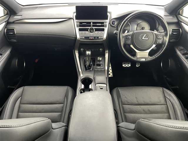 レクサス ＮＸ 300h Fスポーツ 福島県 2020(令2)年 3.1万km ホワイトノーヴァガラスフレーク レクサスセーフティセンス/・プリクラッシュセーフティ/・レーントレーシングアシスト/・レーダークルーズコントロール/・アダプティブハイビーム/・オートマチックハイビーム/・ロードサインアシスト/純正ディスプレイオーディオナビ/・フルセグTV/BT/AUX/USB/CD/DVD/FM/AM/・Miracast/・ビルトインETC2.0/・バックカメラ/・アラウンドビューモニター/・前方ドライブレコーダー/レザーシート/・D+N席シートヒーター/・D+N席エアシート/・D+N席パワーシート/・メモリーシート/革張りステアリング/・ステアリングスイッチ/・パドルシフト/・ステアリングヒーター/電動リアゲート/電子パーキング/・オートブレーキホールド/ブラインドスポットモニター/電動格納ミラー/・ウィンカーミラー/・オートミラー/プッシュスタート/・スマートキー/・スペアキー1本/・カードキー1枚/LEDヘッドライト/・オートライト/・フォグランプ/コーナーセンサー/純正フロアマット/純正18インチAW