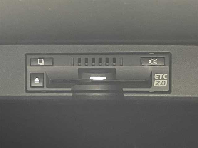 レクサス ＮＸ 300h Fスポーツ 福島県 2020(令2)年 3.1万km ホワイトノーヴァガラスフレーク レクサスセーフティセンス/・プリクラッシュセーフティ/・レーントレーシングアシスト/・レーダークルーズコントロール/・アダプティブハイビーム/・オートマチックハイビーム/・ロードサインアシスト/純正ディスプレイオーディオナビ/・フルセグTV/BT/AUX/USB/CD/DVD/FM/AM/・Miracast/・ビルトインETC2.0/・バックカメラ/・アラウンドビューモニター/・前方ドライブレコーダー/レザーシート/・D+N席シートヒーター/・D+N席エアシート/・D+N席パワーシート/・メモリーシート/革張りステアリング/・ステアリングスイッチ/・パドルシフト/・ステアリングヒーター/電動リアゲート/電子パーキング/・オートブレーキホールド/ブラインドスポットモニター/電動格納ミラー/・ウィンカーミラー/・オートミラー/プッシュスタート/・スマートキー/・スペアキー1本/・カードキー1枚/LEDヘッドライト/・オートライト/・フォグランプ/コーナーセンサー/純正フロアマット/純正18インチAW