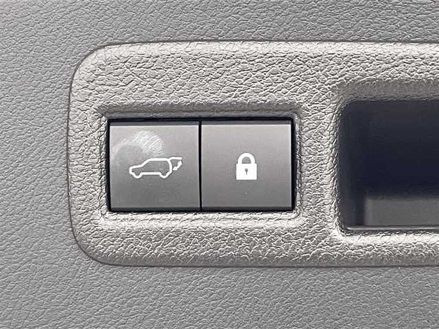 レクサス ＮＸ 300h Fスポーツ 福島県 2020(令2)年 3.1万km ホワイトノーヴァガラスフレーク レクサスセーフティセンス/・プリクラッシュセーフティ/・レーントレーシングアシスト/・レーダークルーズコントロール/・アダプティブハイビーム/・オートマチックハイビーム/・ロードサインアシスト/純正ディスプレイオーディオナビ/・フルセグTV/BT/AUX/USB/CD/DVD/FM/AM/・Miracast/・ビルトインETC2.0/・バックカメラ/・アラウンドビューモニター/・前方ドライブレコーダー/レザーシート/・D+N席シートヒーター/・D+N席エアシート/・D+N席パワーシート/・メモリーシート/革張りステアリング/・ステアリングスイッチ/・パドルシフト/・ステアリングヒーター/電動リアゲート/電子パーキング/・オートブレーキホールド/ブラインドスポットモニター/電動格納ミラー/・ウィンカーミラー/・オートミラー/プッシュスタート/・スマートキー/・スペアキー1本/・カードキー1枚/LEDヘッドライト/・オートライト/・フォグランプ/コーナーセンサー/純正フロアマット/純正18インチAW