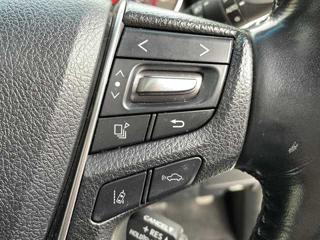 トヨタ アルファード SC 大阪府 2019(平31)年 11.9万km ホワイトパールクリスタルシャイン ワンオーナー/11インチアルパインメモリナビ/・AM/FM/CD/DVD/Bluetooth/・フルセグテレビ/サンルーフ/フリップダウンモニター/バックカメラ/ビルトインETC/ドライブレコーダー/レーダークルーズコントロール/衝突軽減ブレーキ/デジタルインナーミラー/レーンキープアシスト/アイドリングストップ/横滑り防止装置/盗難防止装置/電動パーキングブレーキ/両側パワースライド/前後コーナーセンサー/メモリシート（D席）/パワーシート（D席+N席）/エアシート（D席+N席）/シートヒーター（D席+N席）/LEDヘッドライト/オートマチックハイビーム/オートライト/ダブルオートエアコン/プッシュスタートボタン/スマートキー×2/ステアリングリモコン/革巻きステアリング/純正17インチアルミホイール/12V充電器/USBジャック/純正フロアマット/ドアバイザー/ステアリングヒーター/保証書/取扱説明書