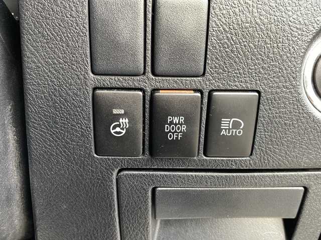 トヨタ アルファード SC 大阪府 2019(平31)年 11.9万km ホワイトパールクリスタルシャイン ワンオーナー/11インチアルパインメモリナビ/・AM/FM/CD/DVD/Bluetooth/・フルセグテレビ/サンルーフ/フリップダウンモニター/バックカメラ/ビルトインETC/ドライブレコーダー/レーダークルーズコントロール/衝突軽減ブレーキ/デジタルインナーミラー/レーンキープアシスト/アイドリングストップ/横滑り防止装置/盗難防止装置/電動パーキングブレーキ/両側パワースライド/前後コーナーセンサー/メモリシート（D席）/パワーシート（D席+N席）/エアシート（D席+N席）/シートヒーター（D席+N席）/LEDヘッドライト/オートマチックハイビーム/オートライト/ダブルオートエアコン/プッシュスタートボタン/スマートキー×2/ステアリングリモコン/革巻きステアリング/純正17インチアルミホイール/12V充電器/USBジャック/純正フロアマット/ドアバイザー/ステアリングヒーター/保証書/取扱説明書