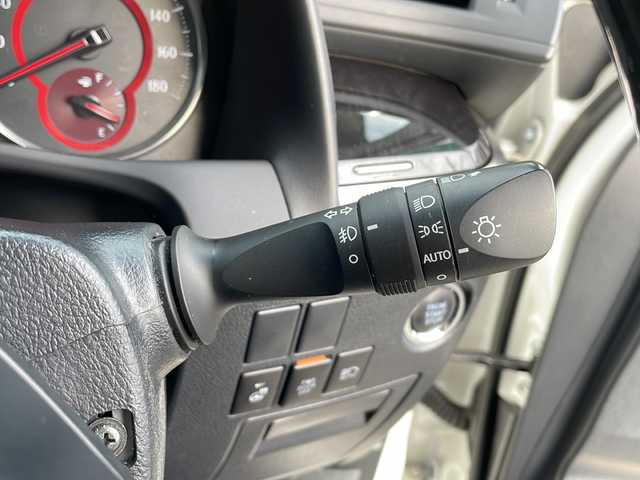 トヨタ アルファード SC 大阪府 2019(平31)年 11.9万km ホワイトパールクリスタルシャイン ワンオーナー/11インチアルパインメモリナビ/・AM/FM/CD/DVD/Bluetooth/・フルセグテレビ/サンルーフ/フリップダウンモニター/バックカメラ/ビルトインETC/ドライブレコーダー/レーダークルーズコントロール/衝突軽減ブレーキ/デジタルインナーミラー/レーンキープアシスト/アイドリングストップ/横滑り防止装置/盗難防止装置/電動パーキングブレーキ/両側パワースライド/前後コーナーセンサー/メモリシート（D席）/パワーシート（D席+N席）/エアシート（D席+N席）/シートヒーター（D席+N席）/LEDヘッドライト/オートマチックハイビーム/オートライト/ダブルオートエアコン/プッシュスタートボタン/スマートキー×2/ステアリングリモコン/革巻きステアリング/純正17インチアルミホイール/12V充電器/USBジャック/純正フロアマット/ドアバイザー/ステアリングヒーター/保証書/取扱説明書