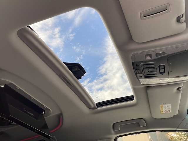 トヨタ アルファード SC 大阪府 2019(平31)年 11.9万km ホワイトパールクリスタルシャイン ワンオーナー/11インチアルパインメモリナビ/・AM/FM/CD/DVD/Bluetooth/・フルセグテレビ/サンルーフ/フリップダウンモニター/バックカメラ/ビルトインETC/ドライブレコーダー/レーダークルーズコントロール/衝突軽減ブレーキ/デジタルインナーミラー/レーンキープアシスト/アイドリングストップ/横滑り防止装置/盗難防止装置/電動パーキングブレーキ/両側パワースライド/前後コーナーセンサー/メモリシート（D席）/パワーシート（D席+N席）/エアシート（D席+N席）/シートヒーター（D席+N席）/LEDヘッドライト/オートマチックハイビーム/オートライト/ダブルオートエアコン/プッシュスタートボタン/スマートキー×2/ステアリングリモコン/革巻きステアリング/純正17インチアルミホイール/12V充電器/USBジャック/純正フロアマット/ドアバイザー/ステアリングヒーター/保証書/取扱説明書