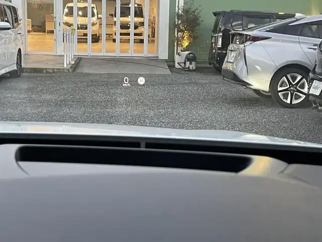 ボルボ Ｖ６０ T5 インスクリプション 埼玉県 2018(平30)年 5.1万km パール 本革シート/シートヒーター/ハーマンカードンスピーカー/純正ナビTV/360度カメラ/パワーバックドア/クリアランスソナー/LEDヘッドライト/衝突軽減ブレーキ/ヘッドアップディスプレイ/ACC/BSM/ETC/純正１８インチアルミ/スマートキー/保証書付整備手帳