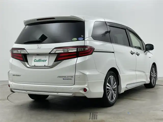 ホンダ オデッセイ ハイブリッド アブソルート・EXホンダセンジング 岡山県 2019(平31)年 5.7万km プラチナホワイトパール 無限エアロ(フロント・サイド・リアアンダー)/無限ドアバイザー/純正11.6インチ後席モニター/(VM185EN)/両側電動スライド/純正9インチナビ(VXM-197VFNi)/(Bluetooth/CD/USB/フルセグTV/Carplay/HDMI)/全方位カメラ/100V電源/ハーフレザー/シートヒーター(運転席・助手席)/パワーシート(運転席・助手席)/純正LEDヘッドライト/コーナーセンサー(前後)/純正ドラレコ(前)/ビルトインETC2.0/レーダークルーズコントロール/オートライト/純正フロアマット/純正17インチアルミ