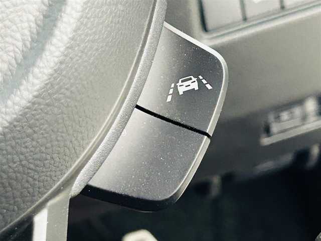 スズキ スイフト スポーツ 福島県 2023(令5)年 2.8万km プレミアムシルバーメタリック 社外ディスプレイオーディオ/【AM/FM/Bluetooth/AUX/ipod】/・バックカメラ/・社外前方ドライブレコーダー/・社外ETC/スズキセーフティサポート/・衝突軽減ブレーキ/・車線逸脱警報装置/・レーダークルーズコントロール/・レーンキープアシスト/コーナーセンサー/運転席シートヒーター/革巻きステアリング/・ステアリングスイッチ/LEDヘッドライト/・オートライト/・フロントフォグライト/・リアフォグライト/電動格納ウィンカーミラー/純正フロアマット/横滑り防止装置