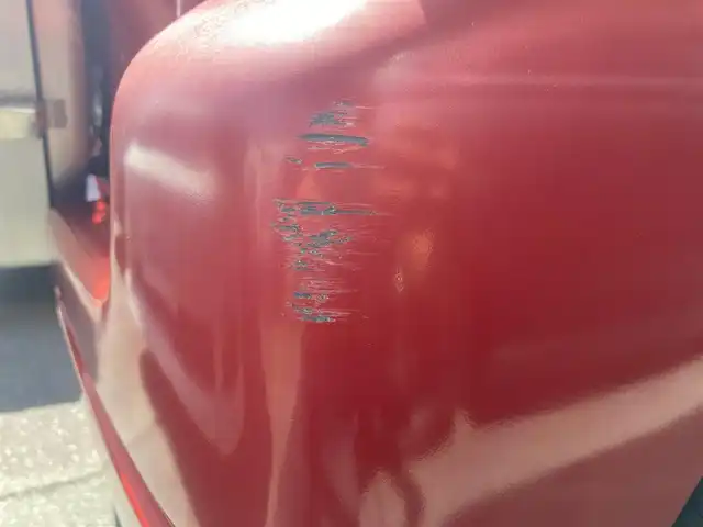 スズキ ジムニー クロスアドベンチャー XC 静岡県 2011(平23)年 9.3万km フェニックスレッドパール (株)IDOMが運営する【じしゃロン焼津店】の自社ローン専用車両になります。こちらは現金またはオートローンご利用時の価格です。自社ローンご希望の方は別途その旨お申付け下さい/【じしゃロン個店占有の為　落札禁止】/KENWOODカーオーディオ(U353)/ラジオ/CD/iPod/背面タイヤ/X-Adventure専用シート/D席シートヒーター/パートタイム4WD/インタークーラーターボ/5速MT/ETC/純正アルミホイール/キーレス/スペアキー（鍵式）/フォグ/ドアバイザー
