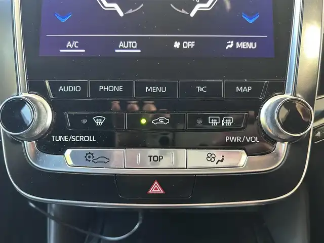 トヨタ クラウン ハイブリッド RS アドバンス 福島県 2019(令1)年 2.6万km ホワイトパールクリスタルシャイン 登録時走行距離：25457km/サンルーフ/純正ナビ/ (フルセグTV/BT/CD/DVD/AM/FM)/バックカメラ/全周囲カメラ/トヨタセーフティセンス/ ・プリクラッシュセーフティ/ ・クリアランスソナー/ ・BSM（ブラインドスポットモニター）/ ・RCTA（リヤクロストラフィックアラート）/プッシュスタート/パドルシフト/ステアリングスイッチ/電動チルト/MTモード付AT/ビルトインETC/前後ドライブレコーダー/レザーシート/パワーシート/ (D席/N席）/メモリーシート/純正フロアマット/電動格納ミラー/ウィンカーミラー/ドアバイザー/オートライト/オートマチックハイビーム/LEDヘッドライト/フォグランプ/スマートキー/エンジンスターター/純正18インチAW/レーンキープアシスト/横滑り防止装置/保証書/取扱説明書