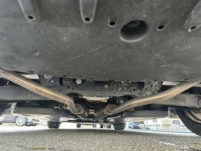 トヨタ クラウン ハイブリッド RS アドバンス 福島県 2019(令1)年 2.6万km ホワイトパールクリスタルシャイン 登録時走行距離：25457km/サンルーフ/純正ナビ/ (フルセグTV/BT/CD/DVD/AM/FM)/バックカメラ/全周囲カメラ/トヨタセーフティセンス/ ・プリクラッシュセーフティ/ ・クリアランスソナー/ ・BSM（ブラインドスポットモニター）/ ・RCTA（リヤクロストラフィックアラート）/プッシュスタート/パドルシフト/ステアリングスイッチ/電動チルト/MTモード付AT/ビルトインETC/前後ドライブレコーダー/レザーシート/パワーシート/ (D席/N席）/メモリーシート/純正フロアマット/電動格納ミラー/ウィンカーミラー/ドアバイザー/オートライト/オートマチックハイビーム/LEDヘッドライト/フォグランプ/スマートキー/エンジンスターター/純正18インチAW/レーンキープアシスト/横滑り防止装置/保証書/取扱説明書