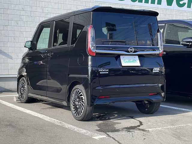 日産 ルークス HWS Gターボ アーバンクロム 静岡県 2023(令5)年 2.9万km ブラック ワンオーナー/純正ディスプレイオーディオ/バック/全周囲カメラ/パワースライドドア/LEDヘッドライト/純正15インチAW/スマートキー/保証書/取説