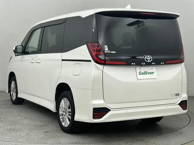 トヨタ ノア ハイブリッド S－G 道央・札幌 2024(令6)年 1.3万km ホワイトパールクリスタルシャイン ・４WD/・ワンオーナー/・寒冷地仕様/・MOP10.5インチディスプレイオーディオ/　CD/DVD/BT/USB/HDMI/Miracast/フルセグTV/・ステアリングスイッチ/・バックカメラ/・ナビ連動ビルトインETC2.0/・ユピテル全方位＋後方ドライブレコーダー/・積込社外１６インチAW＋冬タイヤ（205/60R16 9分山）/・現着純正１６インチAW＋夏タイヤ(205/60R16)/・トヨタセーフティセンス/　LDA/PCS/PDA/PKSB/RSA/　発進遅れ告知/後退速度抑制/・レーダークルーズコントロール/・クリアランスソナー/・横滑り防止装置/・ブレーキホールド/・DriveMODE / EvMODE/・両側パワースライドドア/・オートマチックハイビーム/・オートライト/・LEDヘッドライト/・LEDフロントフォグランプ/・ドアミラーウィンカー/・オートリトラクタブルミラー/・D+N席シートヒーター/・nanoe-X付AAC(WAC)/・純正ドアバイザー/・純正フロアマット/・プッシュスタート/・スマートキー/・取扱説明書/・保証書