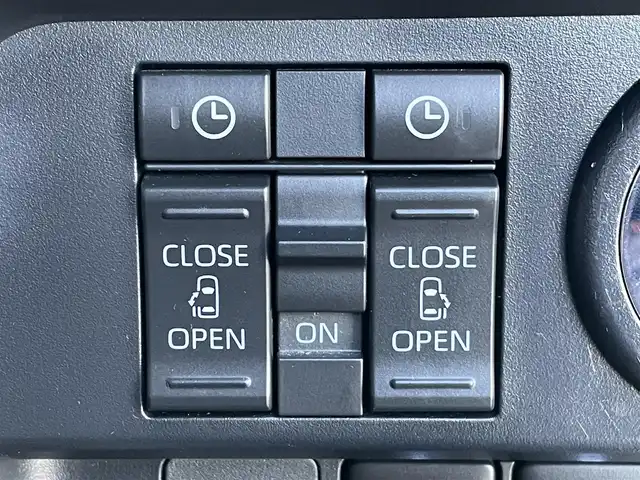 トヨタ ルーミー カスタムG－T 東京都 2020(令2)年 5.7万km レーザーブルークリスタルシャイン 純正9型ナビ/TV/CD/DVD/パノラミックビューモニター/追従クルーズ/両側電動ドア/ビルトインETC2.0/ドライブレコーダー/衝突回避支援ブレーキ機能/クリアランスソナー/純正LEDヘッドライト