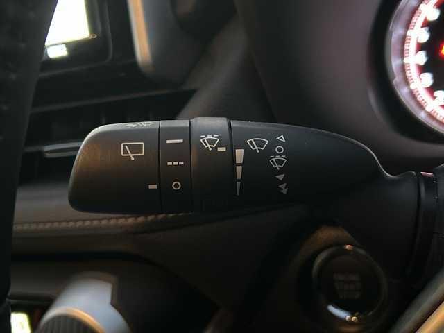 トヨタ ＲＡＶ４ G Zパッケージ 愛知県 2019(令1)年 4.3万km アティチュードブラックマイカ ・禁煙車/・ワンオーナー/・純正ナビ/フルセグTV/・バックカメラ/・ビルトインETC/・Bluetooth/USB/・ドライブレコーダー/・セーフティセンス/・RCTA/PKSB/・クリアランスソナー/・前席シートヒーター/・ステアリングヒーター/・パワーバックドア/・ルーフレール/・純正１９インチアルミ/・ステアスイッチ/・LEDオートライト/・フォグランプ/・電動格納ミラーウインカー/・新車保証書/取扱説明書/・スペアキー