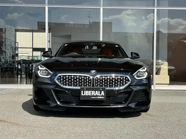 ＢＭＷ ＢＭＷ Ｚ４ sDrive20i Mスポーツ 岐阜県 2021(令3)年 2.3万km サファイアブラックP harman/kardonサラウンドサウンドシステム/ドライビングアシスト/　レーンディパーチャーウォーニング/　レーンチェンジウォーニング/　前車接近警告機能/　衝突回避被害軽減ブレーキ/　後車衝突警告機能/　クロストラフィックウォーニング/リヤビューカメラ予想進路表示機能付/リバースアシスト後退時ステアリングアシスト機能/アクティブクルーズコントロール　ストップアンドゴー機能付/BMWライブコックピット/　10.25インチ ワイドコントロールディスプレイ/　HDDナビゲーションシステム/電動フロントシート　運転席助手席メモリー機能付/　M スポーツシート　運転席助手席/　フロントシートヒーティング　運転席助手席/スマートキースペア