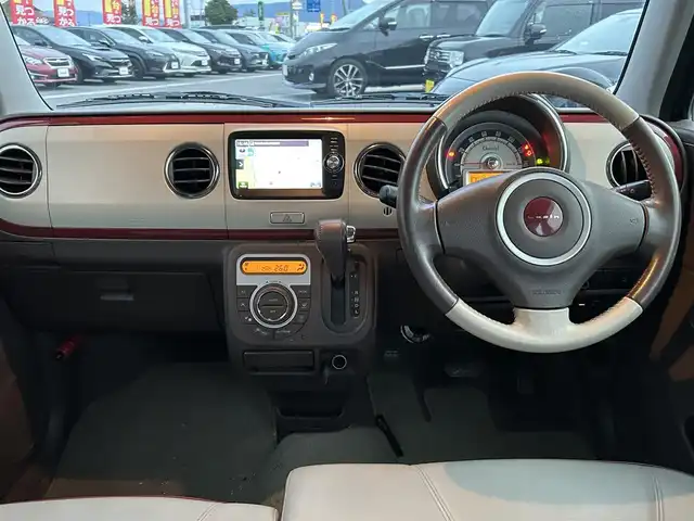 スズキ ラパン ショコラ X 香川県 2014(平26)年 6.9万km カシスピンクパールメタリック 登録時走行距離：68872km/純正ナビゲーション/【地デジ/BT/SD/idod】/衝突被害軽減ブレーキ/バックカメラ/ビルトインETC/アイドリングストップ/HIDヘッドライト/オートライト/横滑り防止装置/誤発進抑制装置/電動格納ミラー/純正フロアマット/ベンチシート/スマートキー/スペアキー