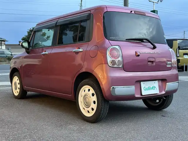 スズキ ラパン ショコラ X 香川県 2014(平26)年 6.9万km カシスピンクパールメタリック 登録時走行距離：68872km/純正ナビゲーション/【地デジ/BT/SD/idod】/衝突被害軽減ブレーキ/バックカメラ/ビルトインETC/アイドリングストップ/HIDヘッドライト/オートライト/横滑り防止装置/誤発進抑制装置/電動格納ミラー/純正フロアマット/ベンチシート/スマートキー/スペアキー