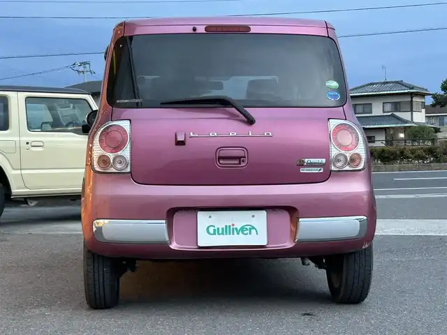 スズキ ラパン ショコラ X 香川県 2014(平26)年 6.9万km カシスピンクパールメタリック 登録時走行距離：68872km/純正ナビゲーション/【地デジ/BT/SD/idod】/衝突被害軽減ブレーキ/バックカメラ/ビルトインETC/アイドリングストップ/HIDヘッドライト/オートライト/横滑り防止装置/誤発進抑制装置/電動格納ミラー/純正フロアマット/ベンチシート/スマートキー/スペアキー